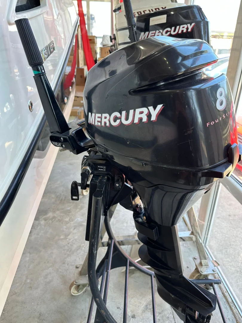 Извънбордов двигател Mercury Marine 8hp - снимка 2