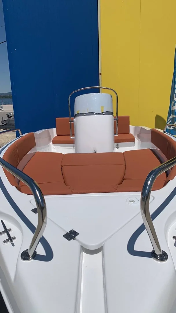Лодка Nireus COMFORT 490 - снимка 3