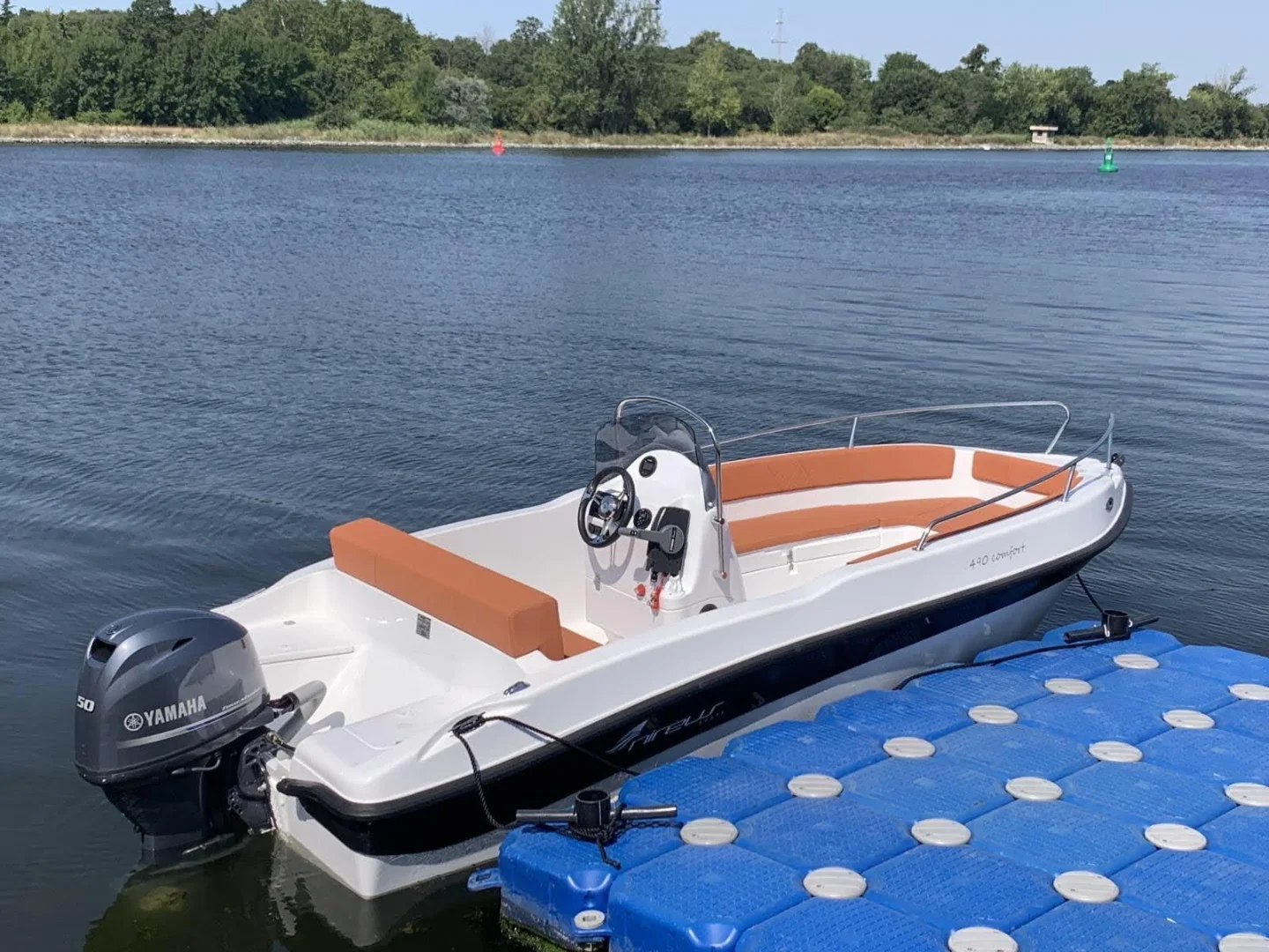 Лодка Nireus COMFORT 490