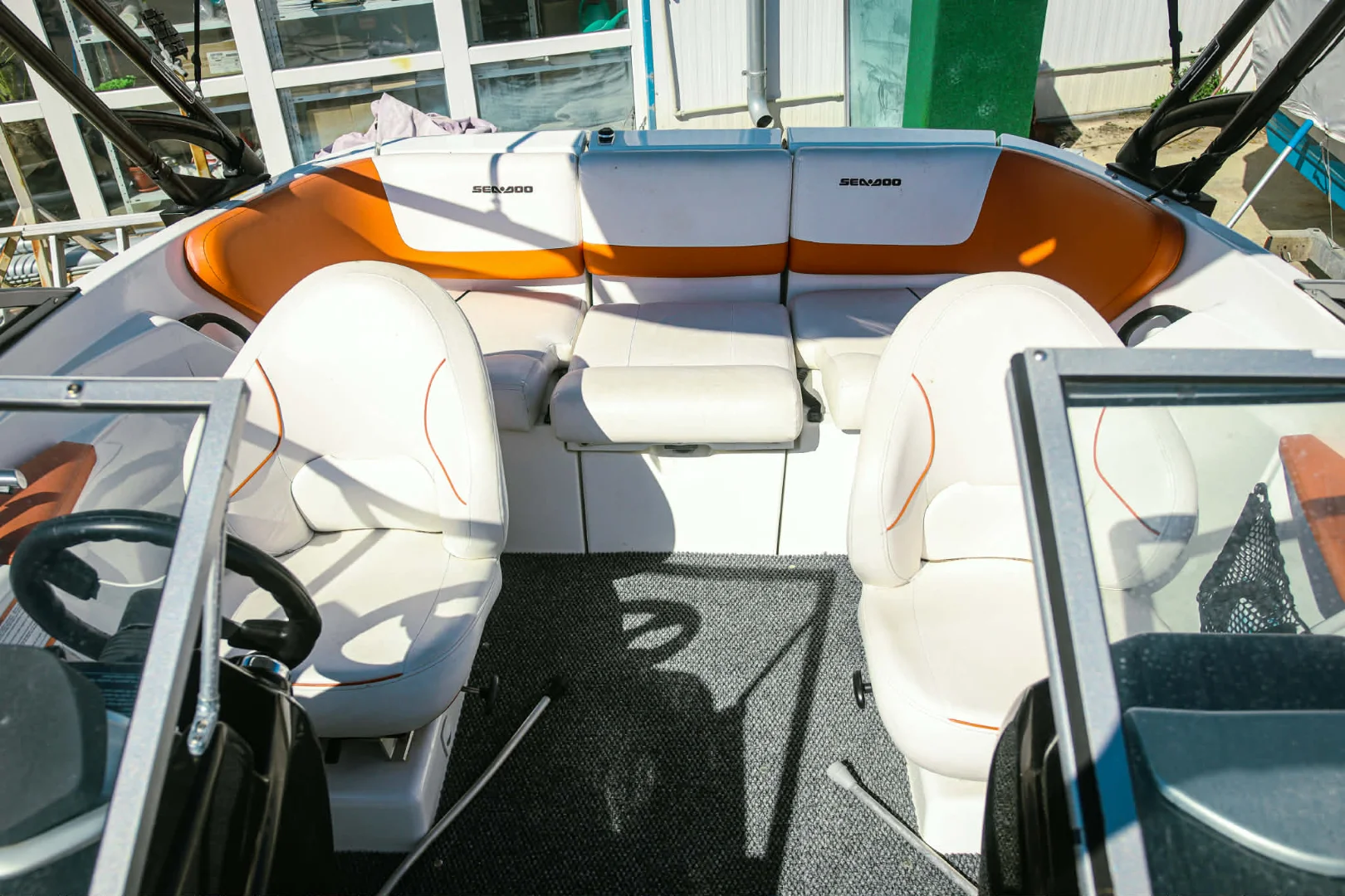 Лодка Sea-Doo Sport Boats Challenger 180 SP - снимка 4