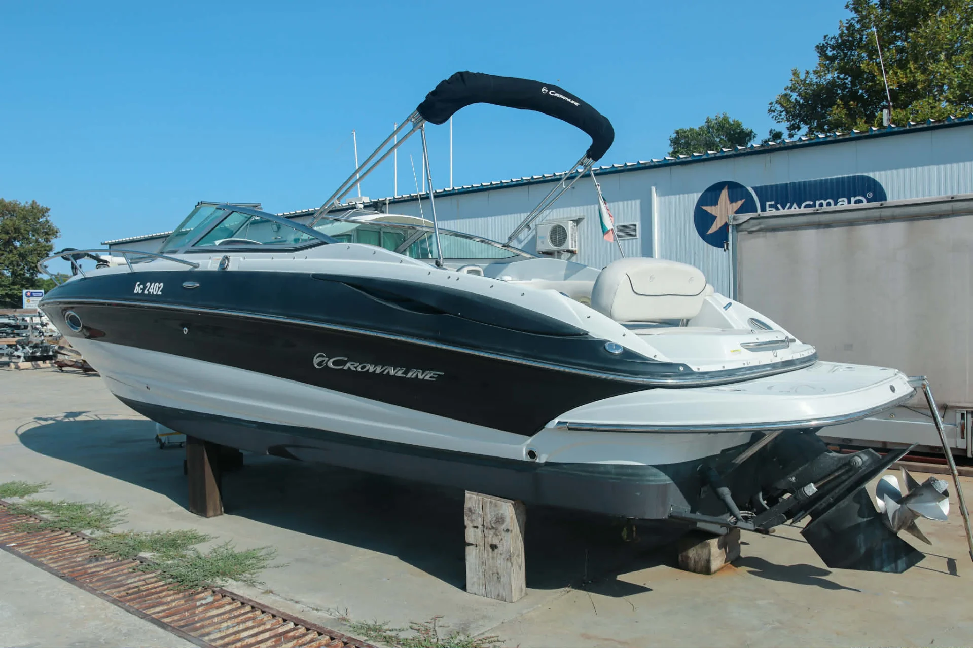 Лодка Crownline 286 SC - снимка 2