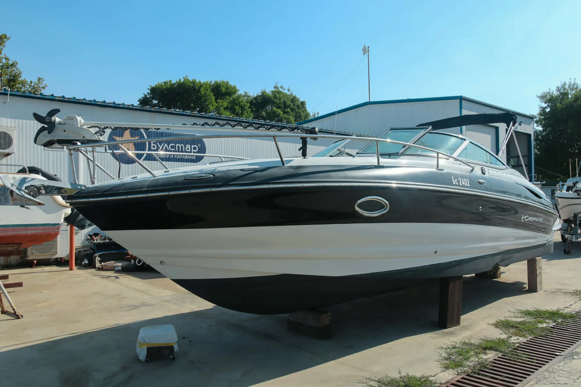 Лодка Crownline 286 SC - снимка 3