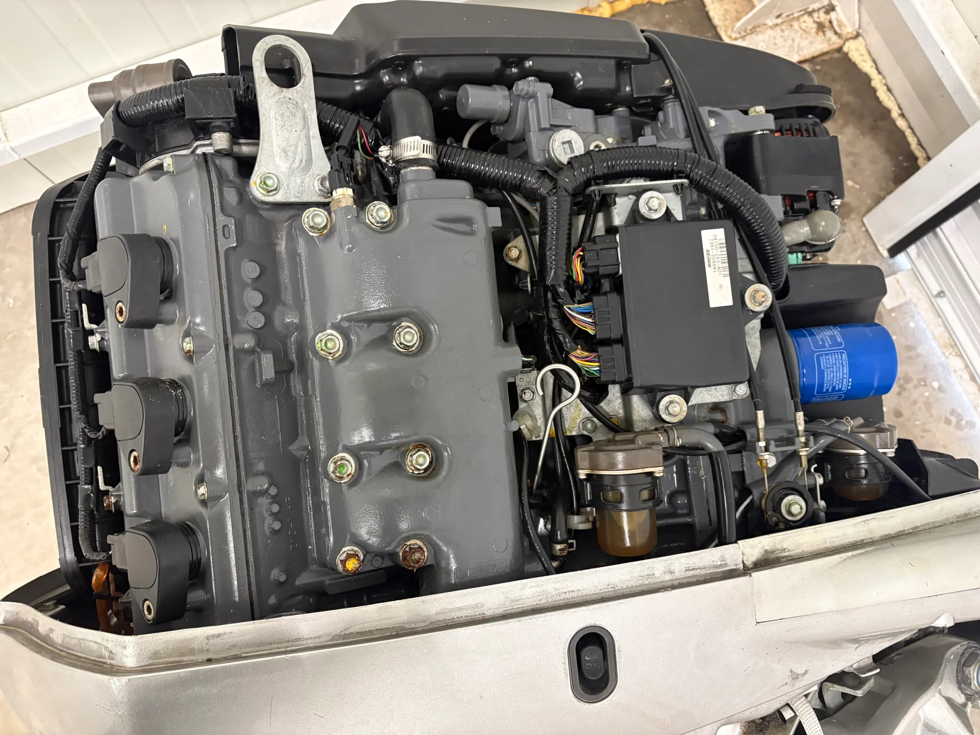 ИЗВЪНБОРДОВ ДВИГАТЕЛ HONDA MARINE BF225A6 / SOHC VTEC™, PGM-FI 225HP – снимка 2