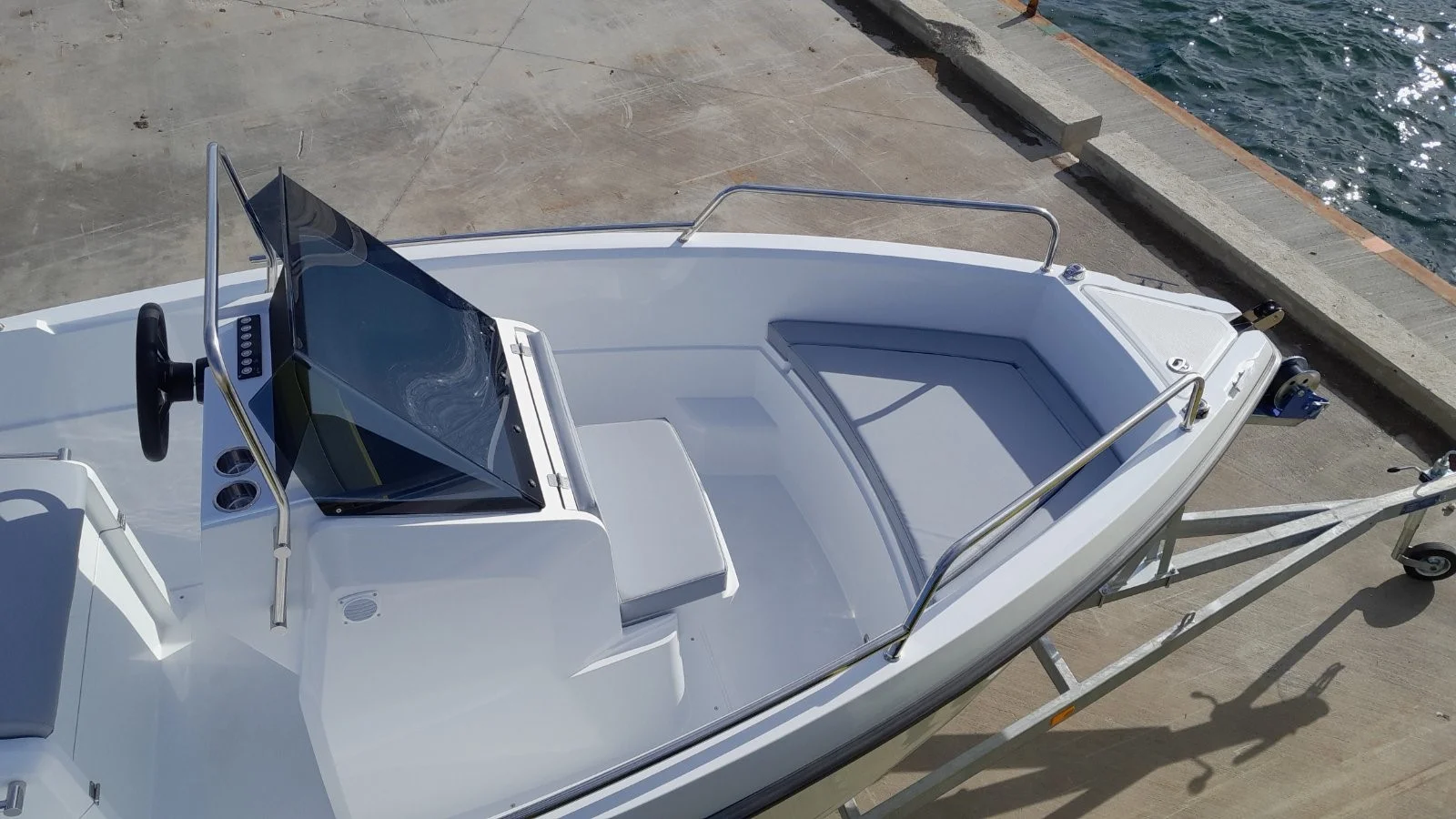 ЛОДКА COMPASS 5S – снимка 7