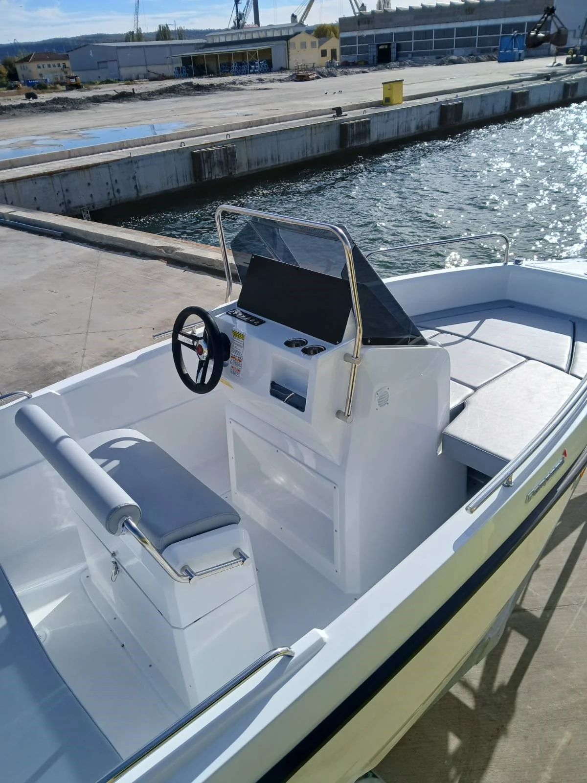 ЛОДКА COMPASS 5S – снимка 10