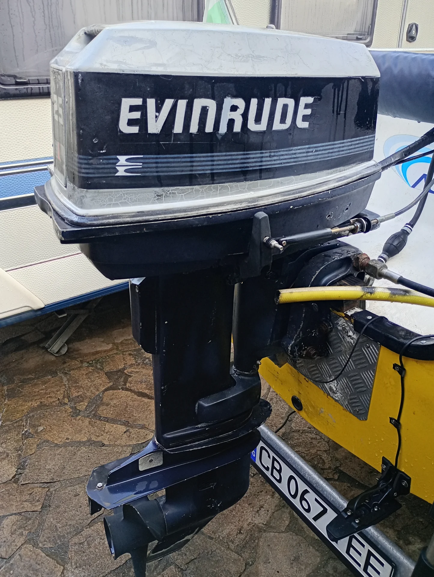 Извънбордов двигател Evinrude 25hp