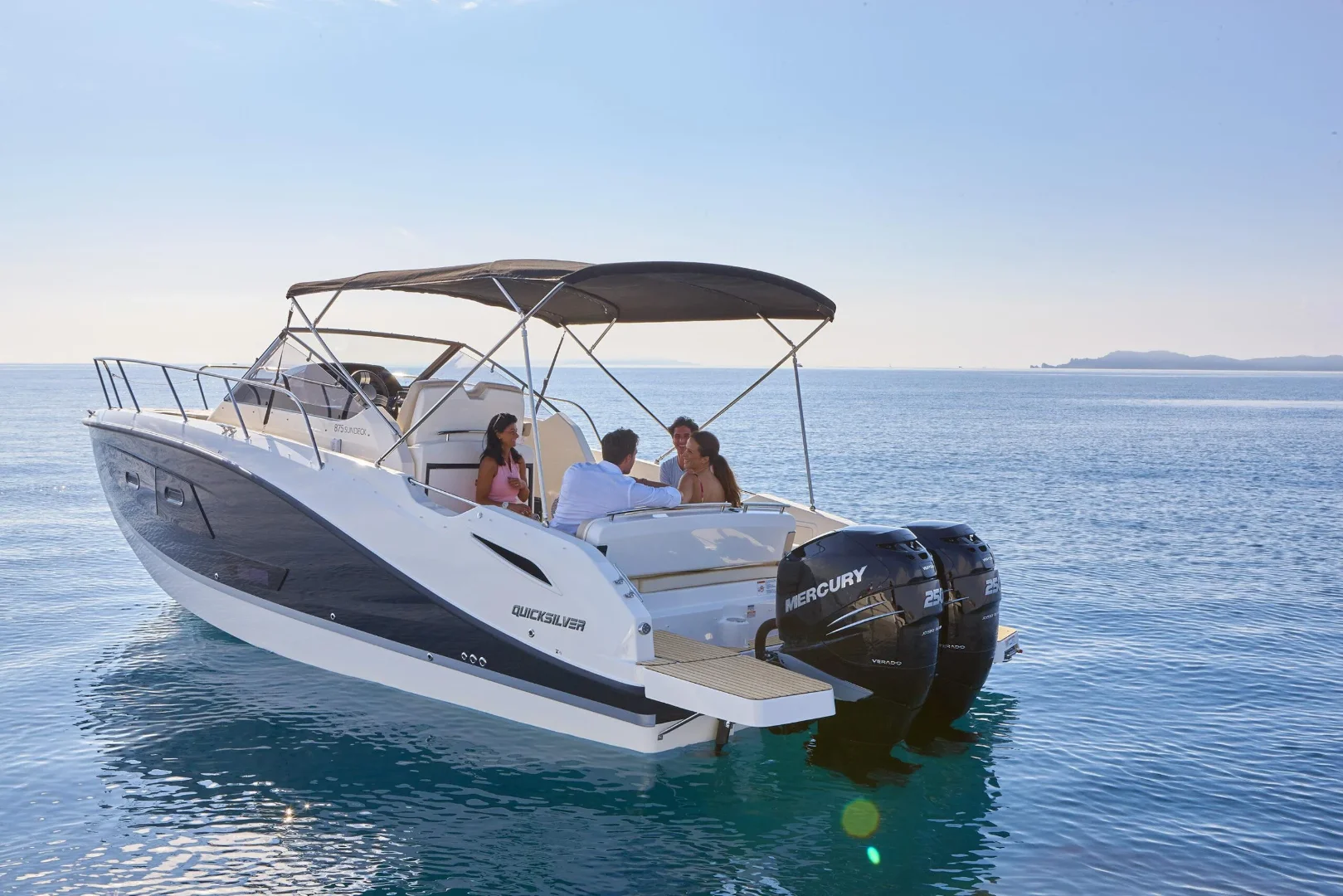 Лодка Quicksilver 875 Sundeck - снимка 2