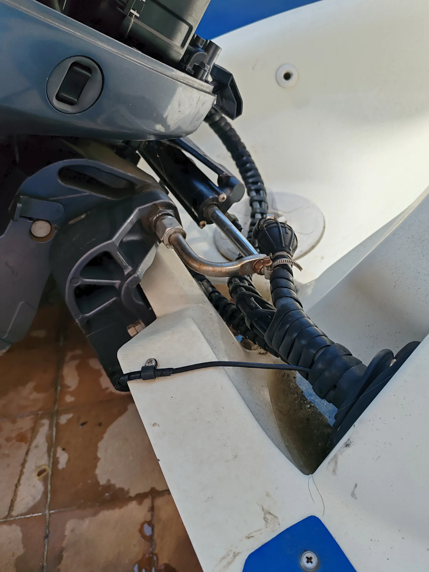 Извънбордов двигател Yamaha Marine 100hp - снимка 4