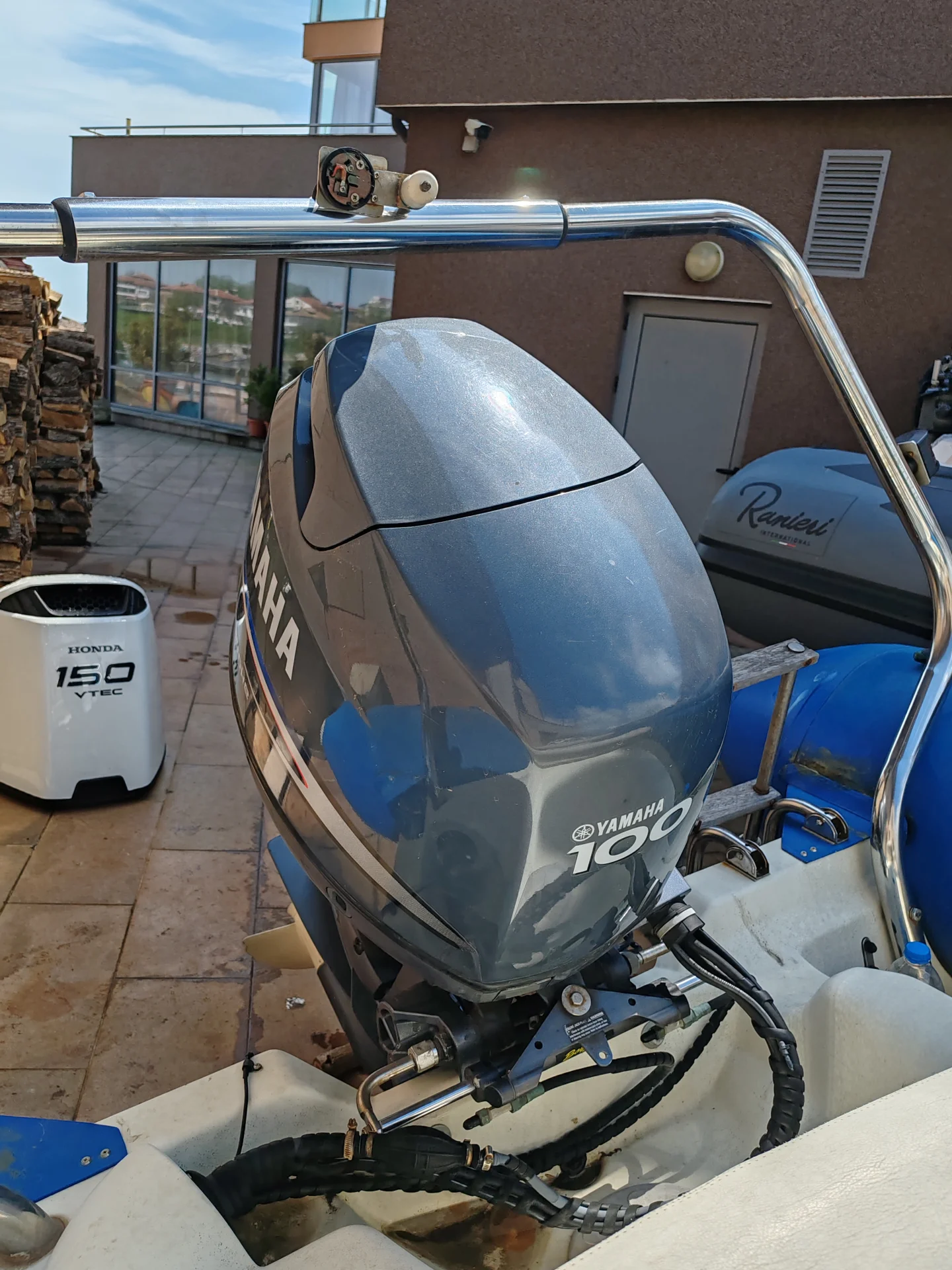 Извънбордов двигател Yamaha Marine 100hp - снимка 2