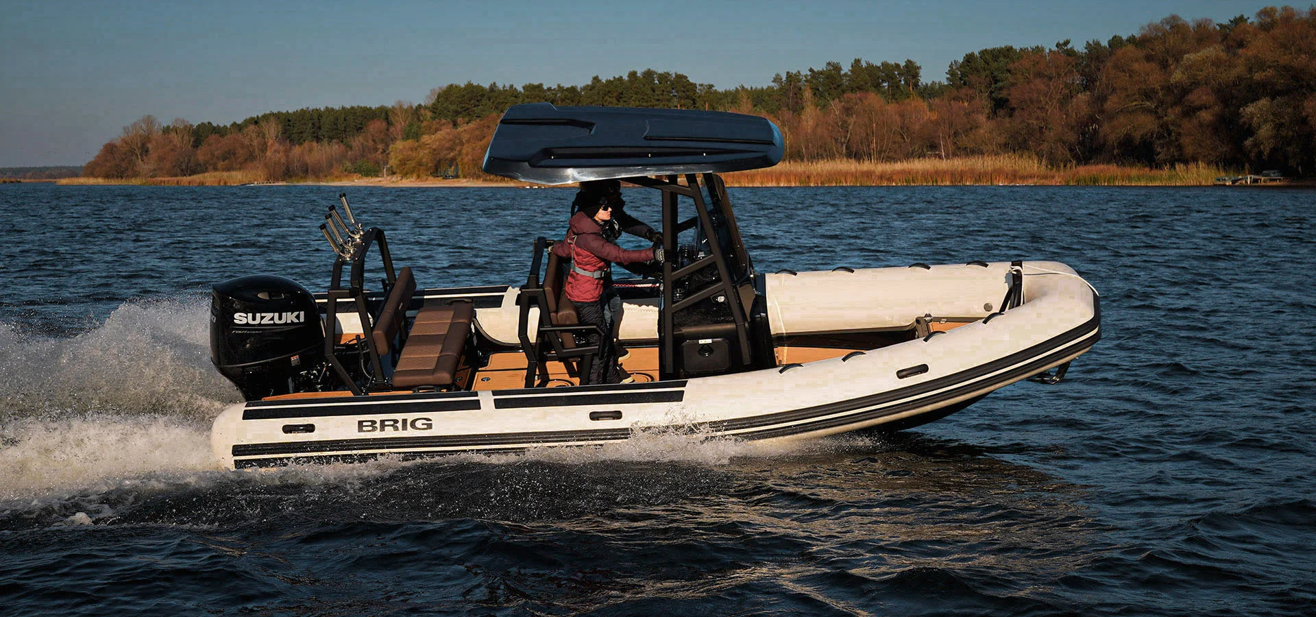 Лодка Brig Navigator 22