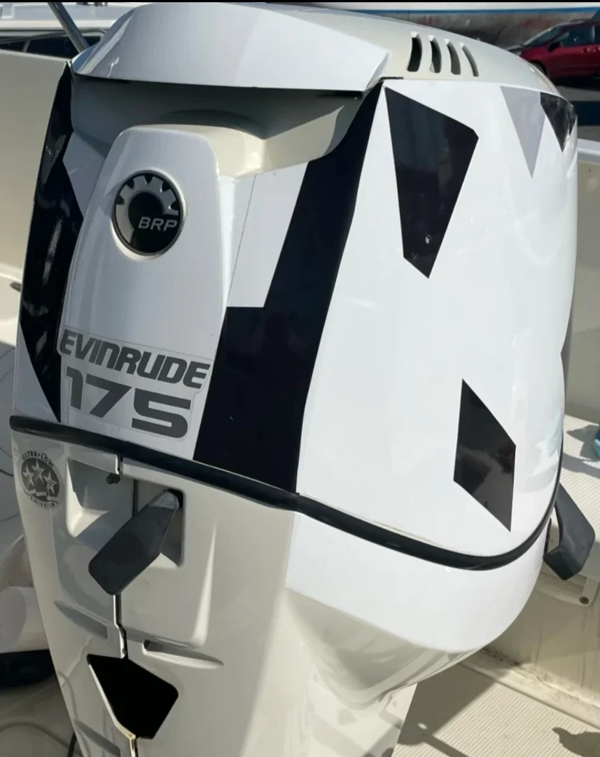 Извънбордов двигател Evinrude 175 hp 175hp