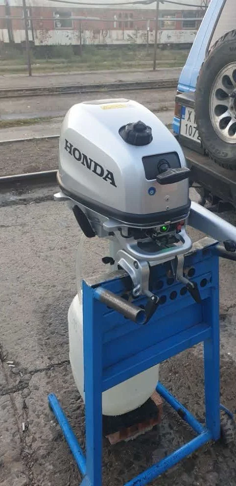 Извънбордов двигател Honda Marine 6hp - снимка 3