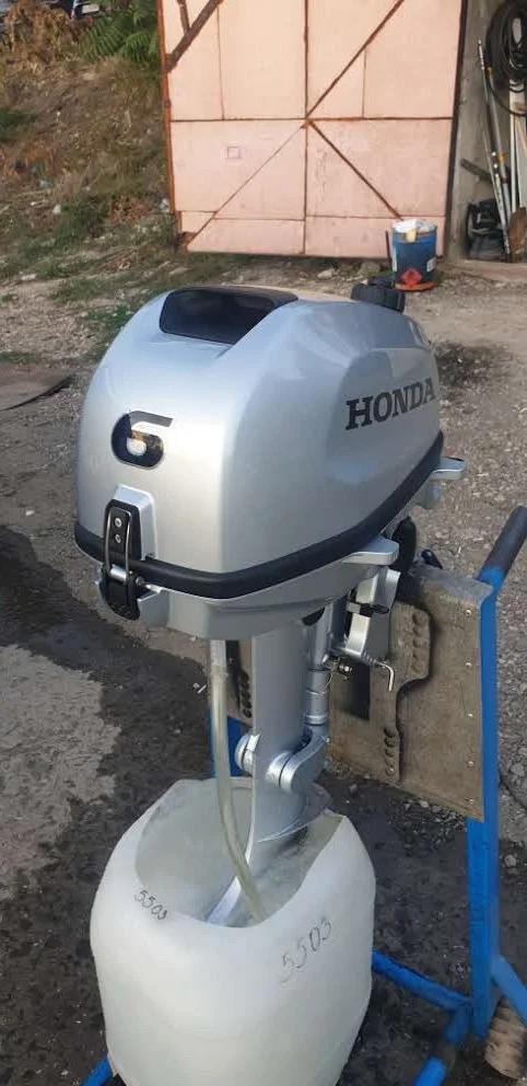 Извънбордов двигател Honda Marine 6hp - снимка 4