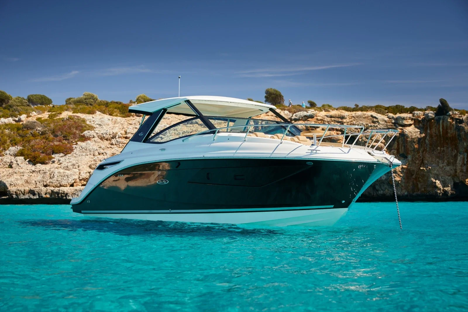 Яхта Sea Ray 320 Sundancer - снимка 2