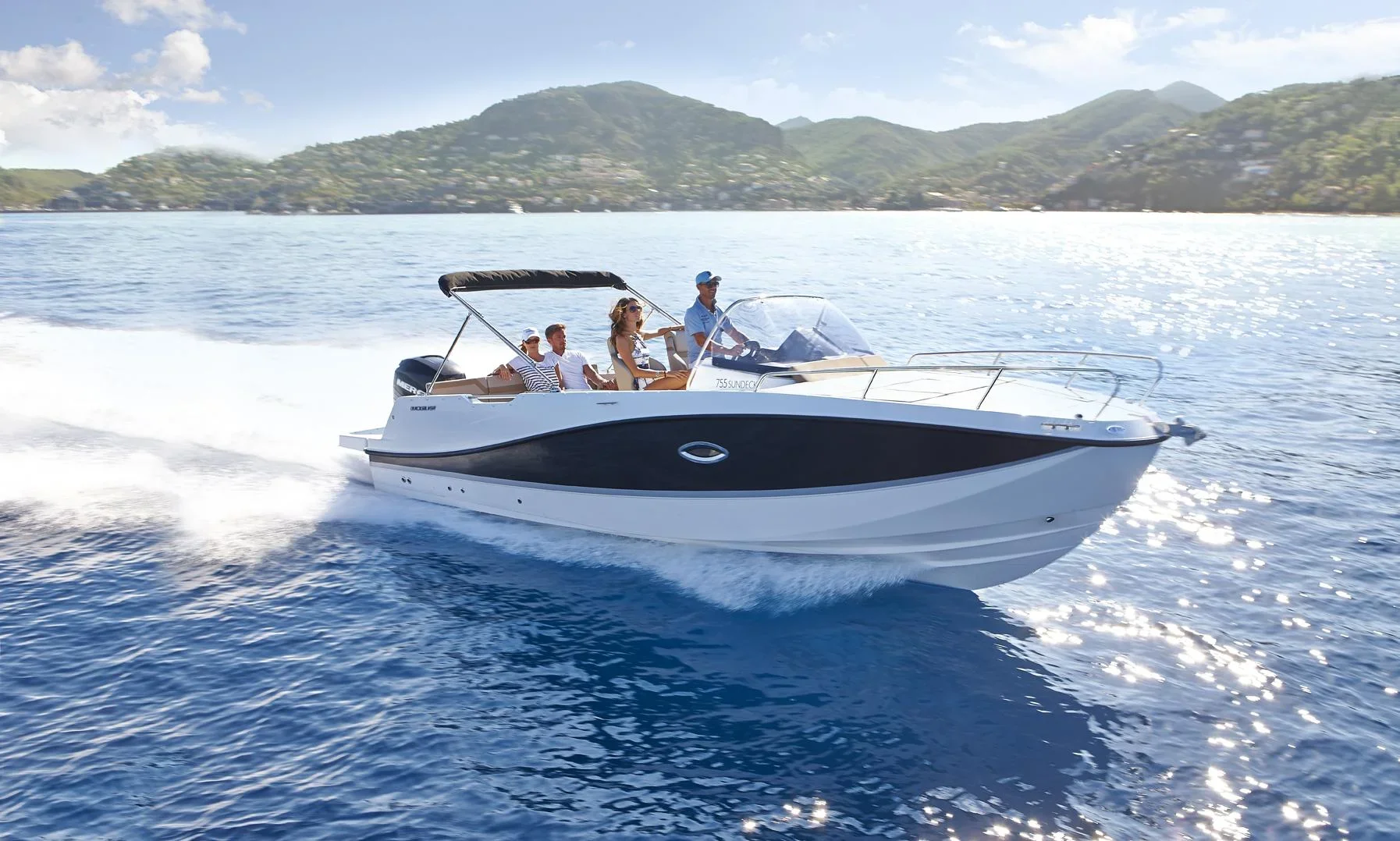 Лодка Quicksilver 755 Sundeck - снимка 2