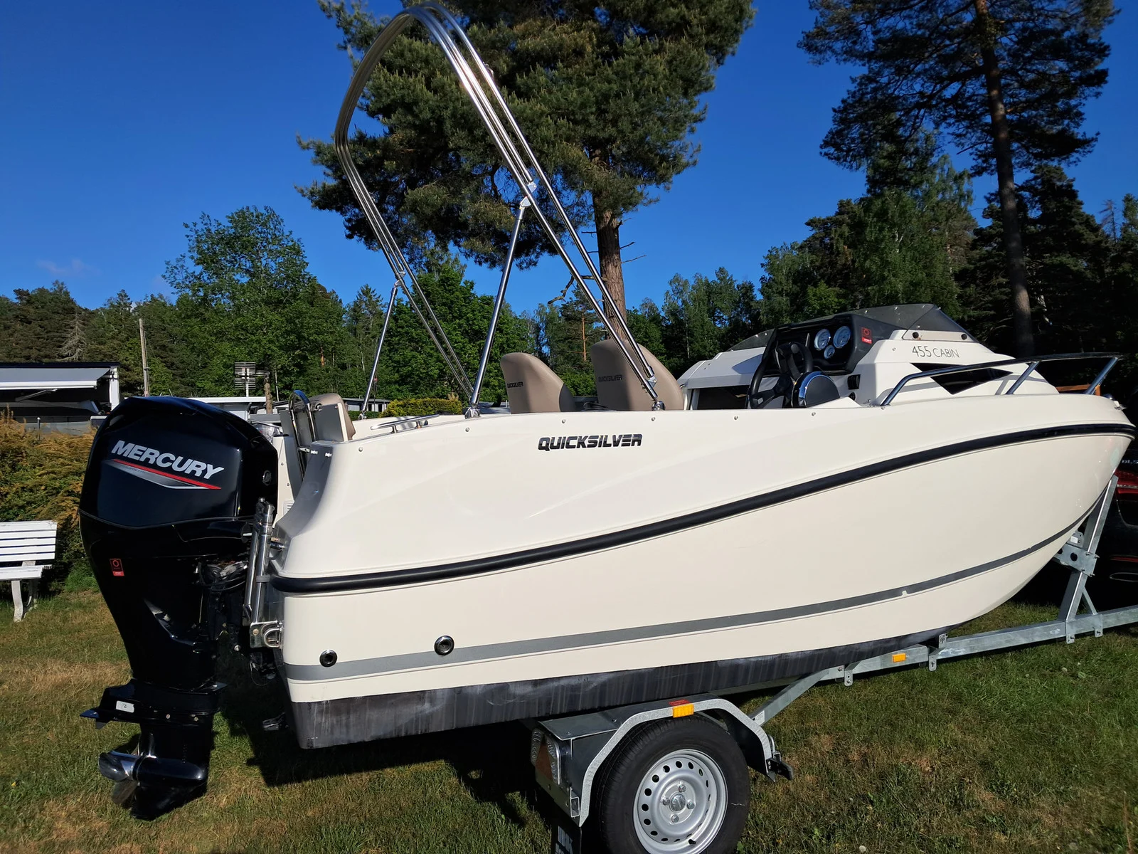 Лодка Quicksilver 455 - снимка 4