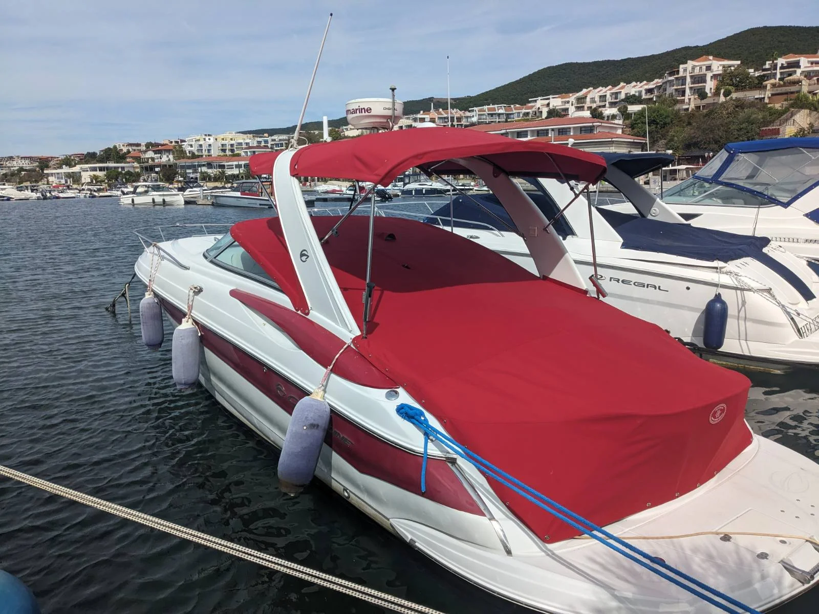 ЯХТА CROWNLINE 315 SCR – снимка 1