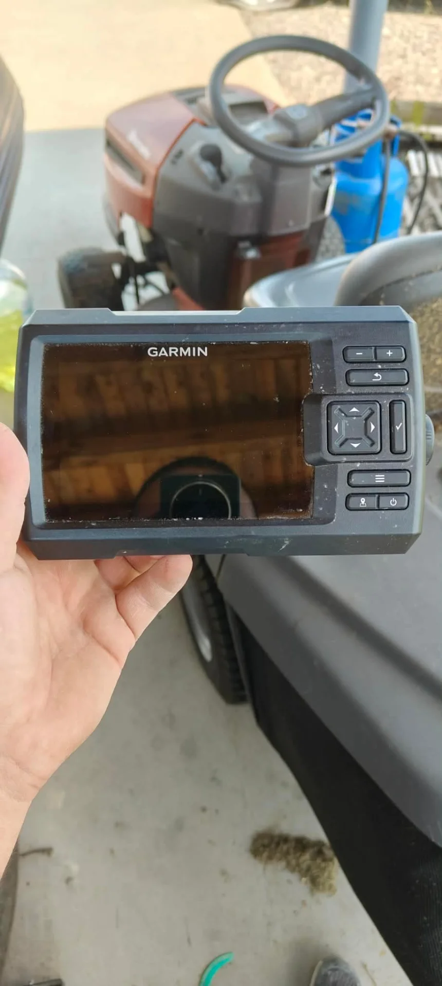 Сонар Garmin Striker vivid 5
